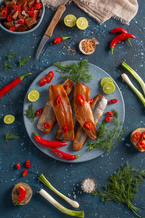 Smoked herring with red pepper